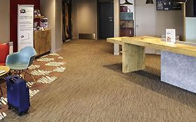 Ibis Auray